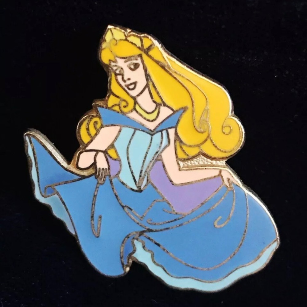 Disney #83 Sleeping Beauty Pin Error No Sleeves